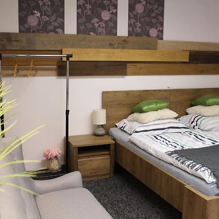 Apartmany Caffe & Grill Roudnice nad Labem Zewnętrze zdjęcie
