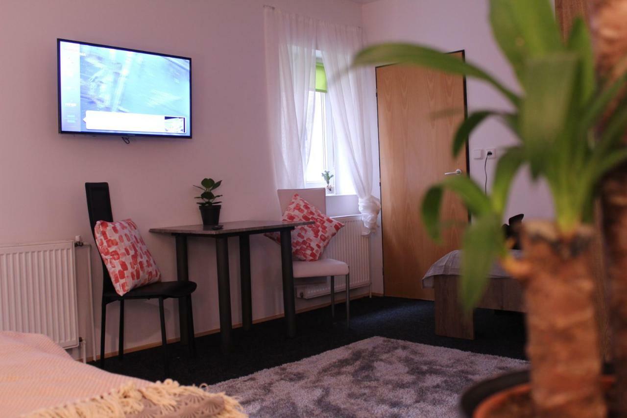 Apartmany Caffe & Grill Roudnice nad Labem Zewnętrze zdjęcie