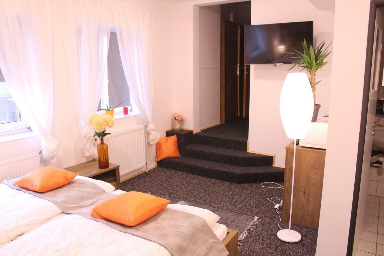 Apartmany Caffe & Grill Roudnice nad Labem Zewnętrze zdjęcie