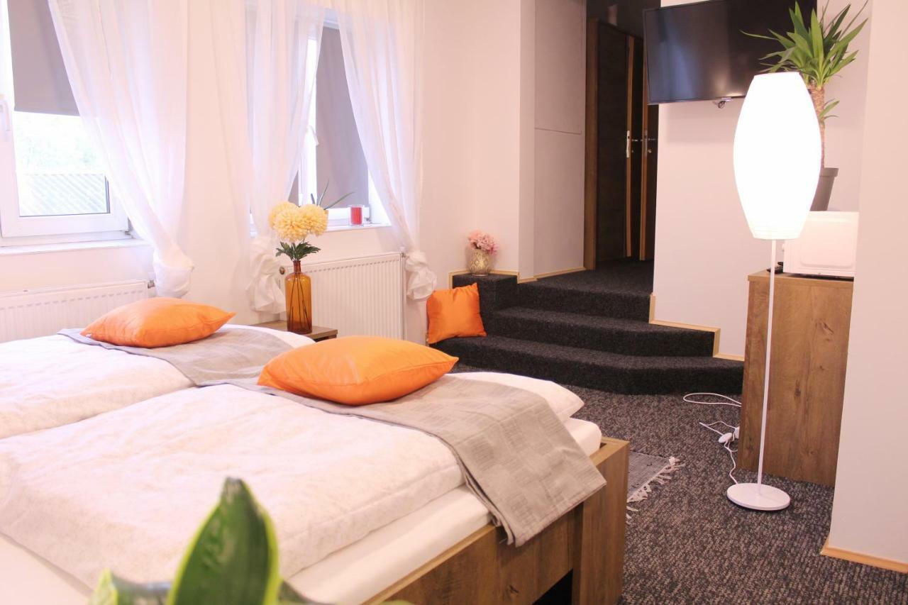 Apartmany Caffe & Grill Roudnice nad Labem Zewnętrze zdjęcie